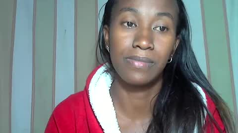 minouch211907 online show from 02/28/25, 07:56