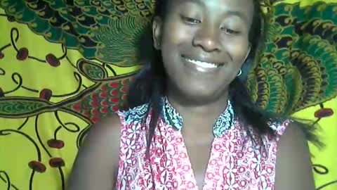 minouch211907 online show from 09/29/25, 09:52