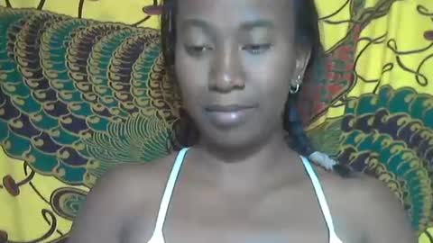 minouch211907 online show from 10/14/25, 07:31