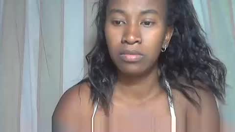 minouch211907 online show from 10/26/25, 03:29