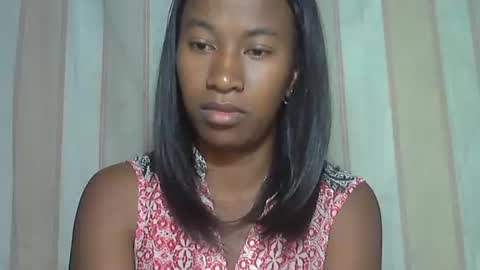 minouch211907 online show from 11/28/25, 02:47