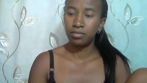 minouch211907 online show from 03/27/26, 08:26