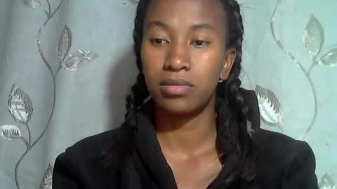 minouch211907 online show from 04/08/26, 06:46