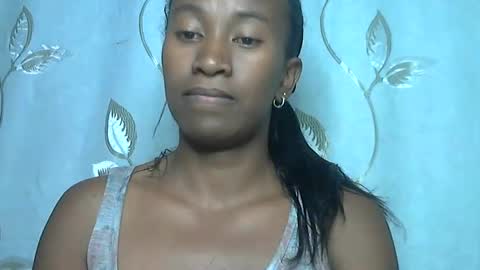 minouch211907 online show from 04/20/26, 11:13