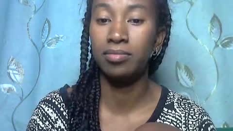 minouch211907 online show from 04/23/26, 04:09