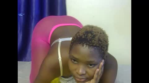 Snapshot of mint_queen chatting on 05/21/26, 07:26 mint_queen online show from 05/21/26, 07:26
