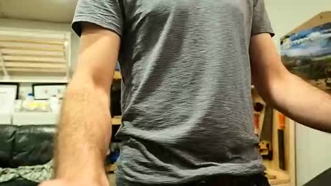 Snapshot of mintmagnificent chatting on 11/03/25, 07:26 mintmagnificent online show from 11/03/25, 07:26