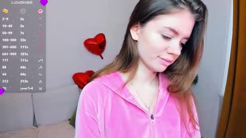 Linda online show from 02/15/26, 07:51