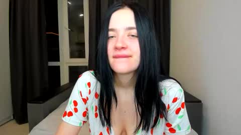 Snapshot of minx_nightcityx chatting on 01/19/26, 01:26 Minx NightCityX online show from 01/19/26, 01:26