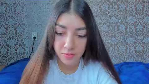 Mira online show from 09/17/25, 09:44