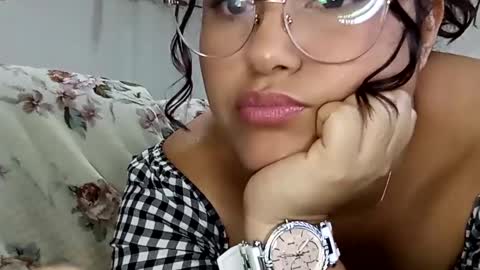 mira_cherry online show from 10/18/25, 05:21