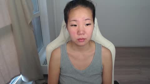 mira_g online show from 03/04/25, 12:44