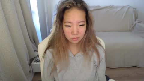 mira_g online show from 09/12/25, 06:13