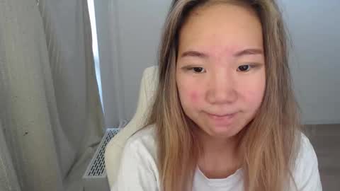 mira_g online show from 10/06/25, 09:29