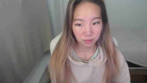 mira_g online show from 11/25/25, 01:22