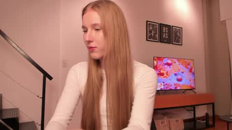 Mira online show from 04/24/26, 02:36