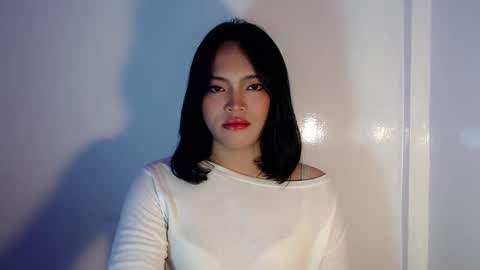 Mira Bella online show from 02/07/25, 05:07