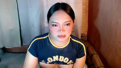 Mira Bella online show from 11/14/25, 01:15