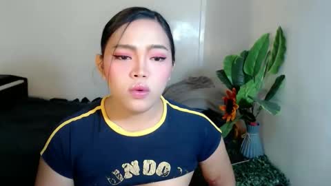 Mira Bella online show from 04/22/26, 05:21