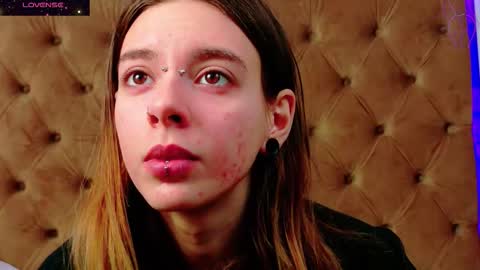 mira_lynxx online show from 12/02/25, 05:13