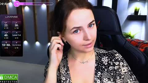 Snapshot of mira_mermayd chatting on 12/13/24, 01:15 Mira online show from 12/13/24, 01:15