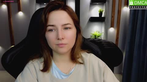 Snapshot of mira_mermayd chatting on 02/09/25, 01:44 Mira online show from 02/09/25, 01:44