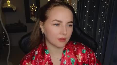 Mira online show from 12/21/25, 01:35