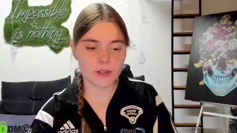 miraa_bloom online show from 04/19/26, 02:05