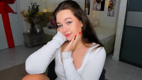 Emma online show from 02/13/25, 07:21