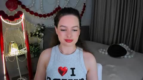 Emma online show from 03/26/26, 08:14