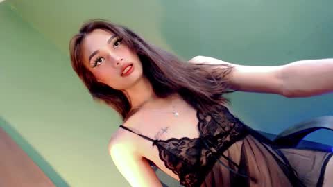 Snapshot of miraclegirl23 chatting on 01/29/25, 07:00 Zoey online show from 01/29/25, 07:00