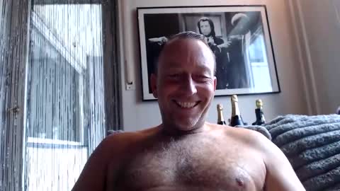 Snapshot of miracolix_030 chatting on 02/09/26, 11:14 Ben online show from 02/09/26, 11:14