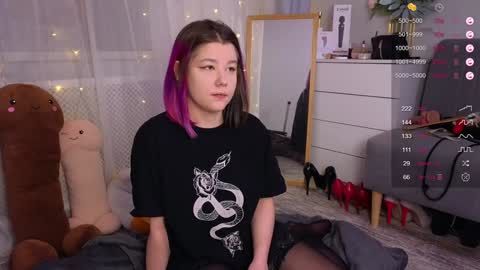 Mira  online show from 02/07/25, 05:31