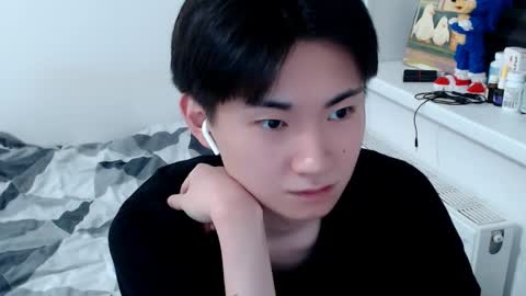 Snapshot of miram_yoo chatting on 05/01/26, 09:30 online show from 05/01/26, 09:30