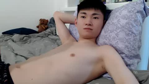 Snapshot of miram_yoo chatting on 05/14/26, 03:13 online show from 05/14/26, 03:13