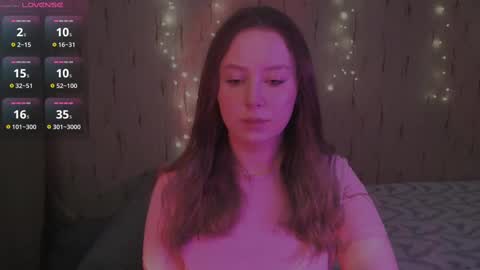 Kira online show from 02/16/25, 11:26