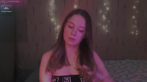 Kira online show from 02/17/25, 11:20