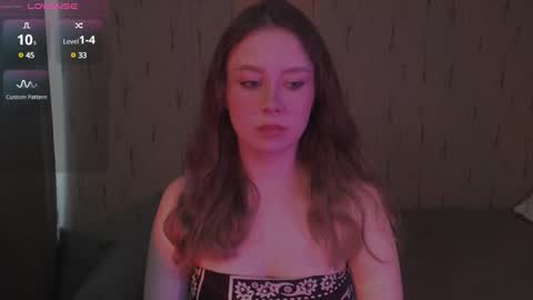 Kira online show from 03/12/25, 12:15