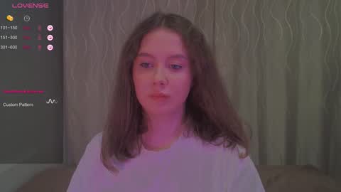 Kira online show from 11/08/25, 05:01