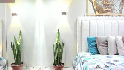    online show from 10/20/25, 12:05