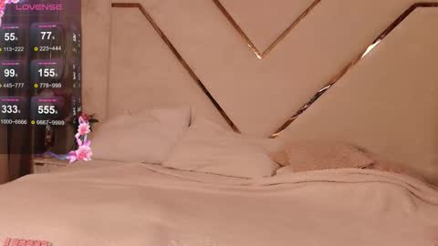 Mira online show from 11/10/25, 06:56