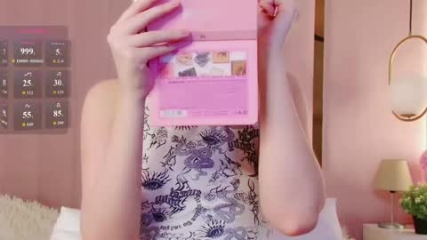 Snapshot of miranda_kery chatting on 05/02/26, 06:40 Mira online show from 05/02/26, 06:40