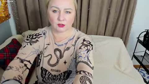 Snapshot of miranda_robinson chatting on 01/21/25, 11:35 Miranda online show from 01/21/25, 11:35