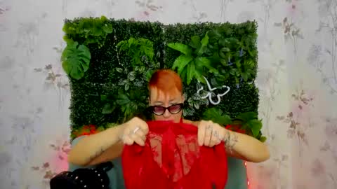 Snapshot of mirandagill chatting on 12/23/24, 09:49 mirandagill online show from 12/23/24, 09:49