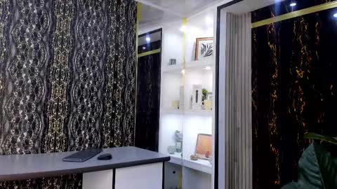 Miranda online show from 10/01/25, 02:50