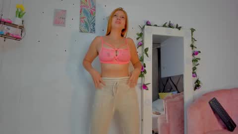 mirandarroxxx online show from 01/07/26, 01:13