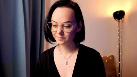 MiraSkyy online show from 11/11/25, 05:46