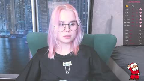 Kira online show from 12/30/24, 03:46