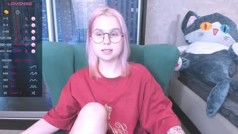 Kira online show from 01/06/25, 04:02