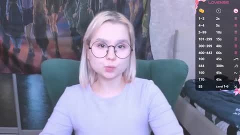 Kira online show from 02/09/25, 11:25